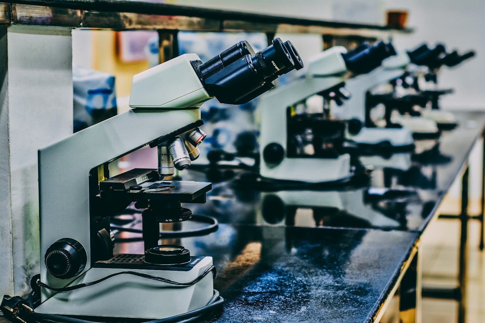 Microscope on a laboratory bench for scientific research.